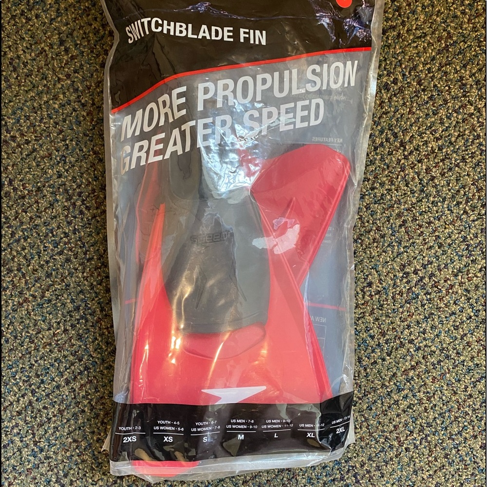 NEW Speedo Switchblade Fin: Size Medium